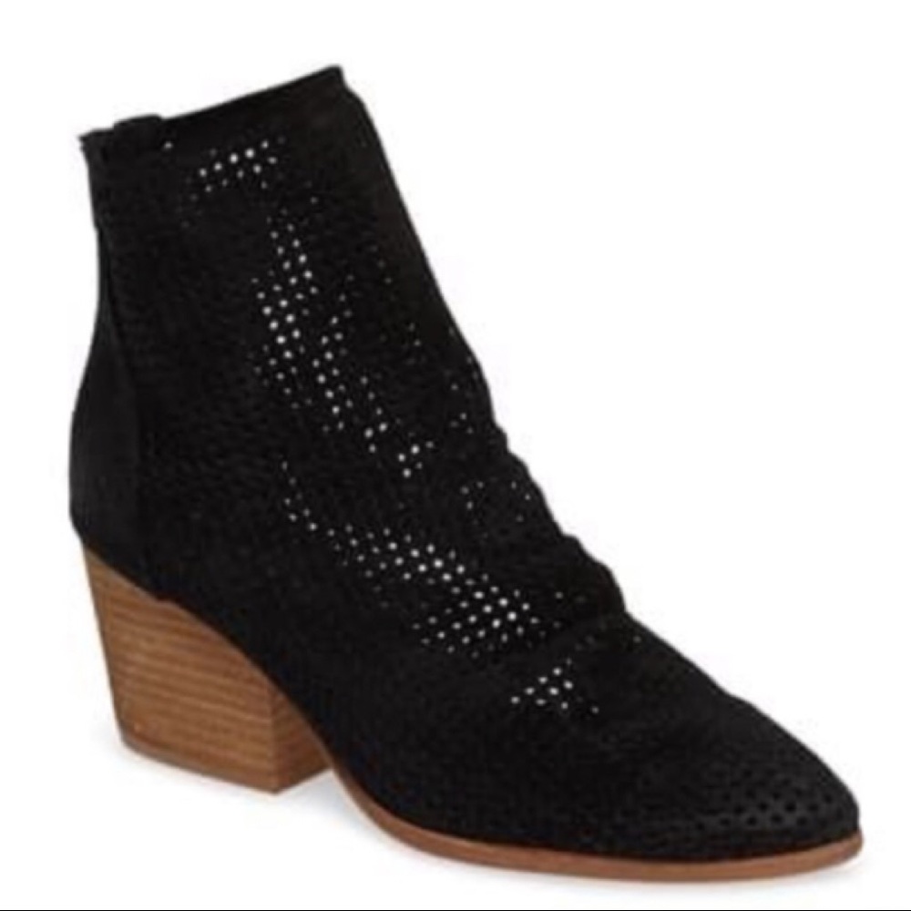 Jeffrey Campbell Janelle Black suede booties